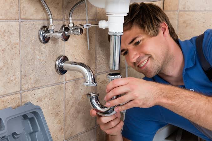 Common Plumbing Problems and How to Fix Them Yourself